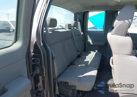 2006 Ford F-150 Stx/Xl/Xlt from USA, damaged, VIN 1FTRX14W46KD80528